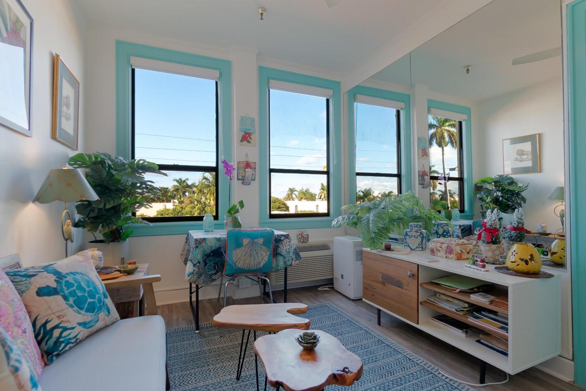 Palm Beach Island Condominiums Exterior photo