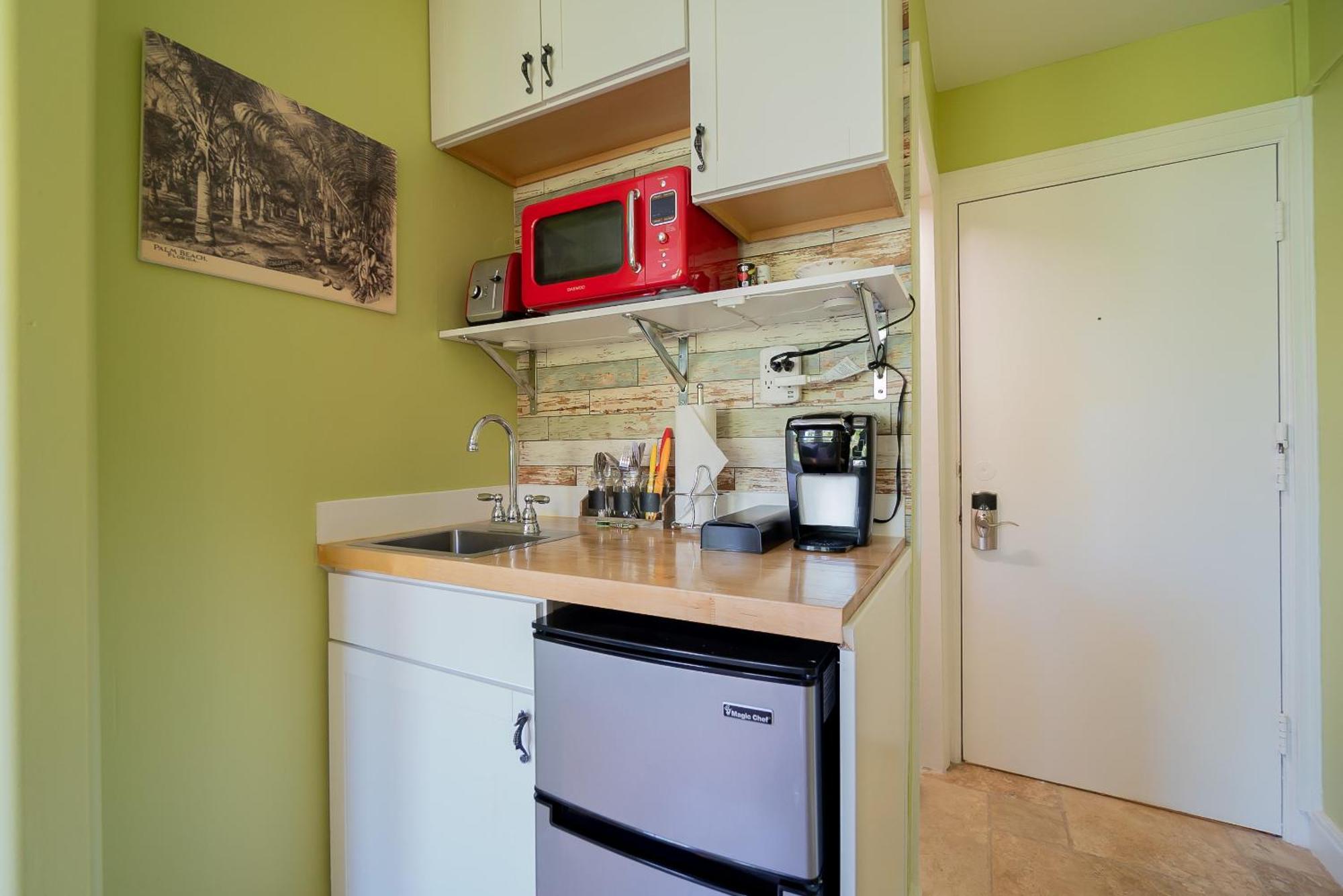 Palm Beach Island Condominiums Room photo